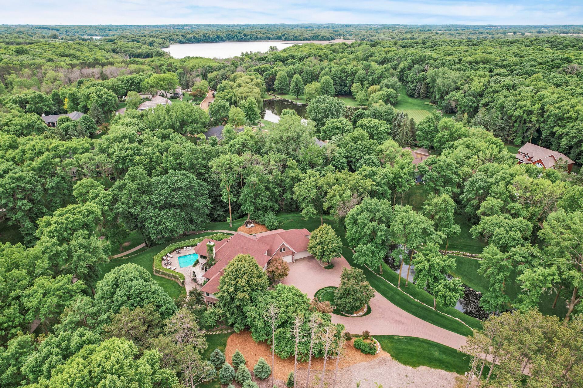 Property Photo:  4325 Trillium Lane W  MN 55364 