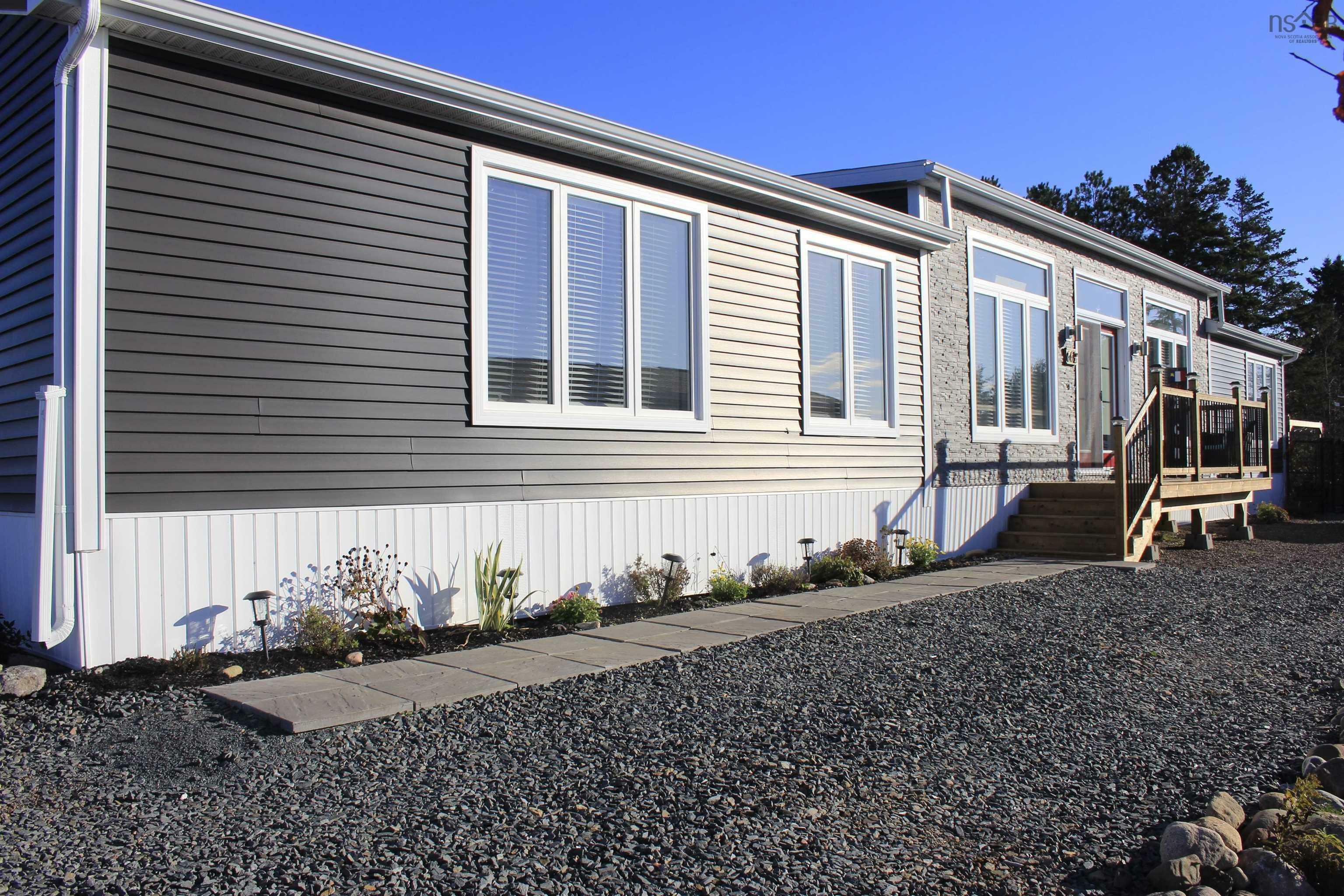 Property Photo:  66 Sunrise Court  NS B6L 0E9 