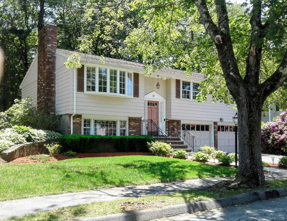 Property Photo:  22 Susan Drive  MA 01906 