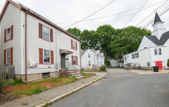 Property Photo:  30 Everett St  MA 01801 