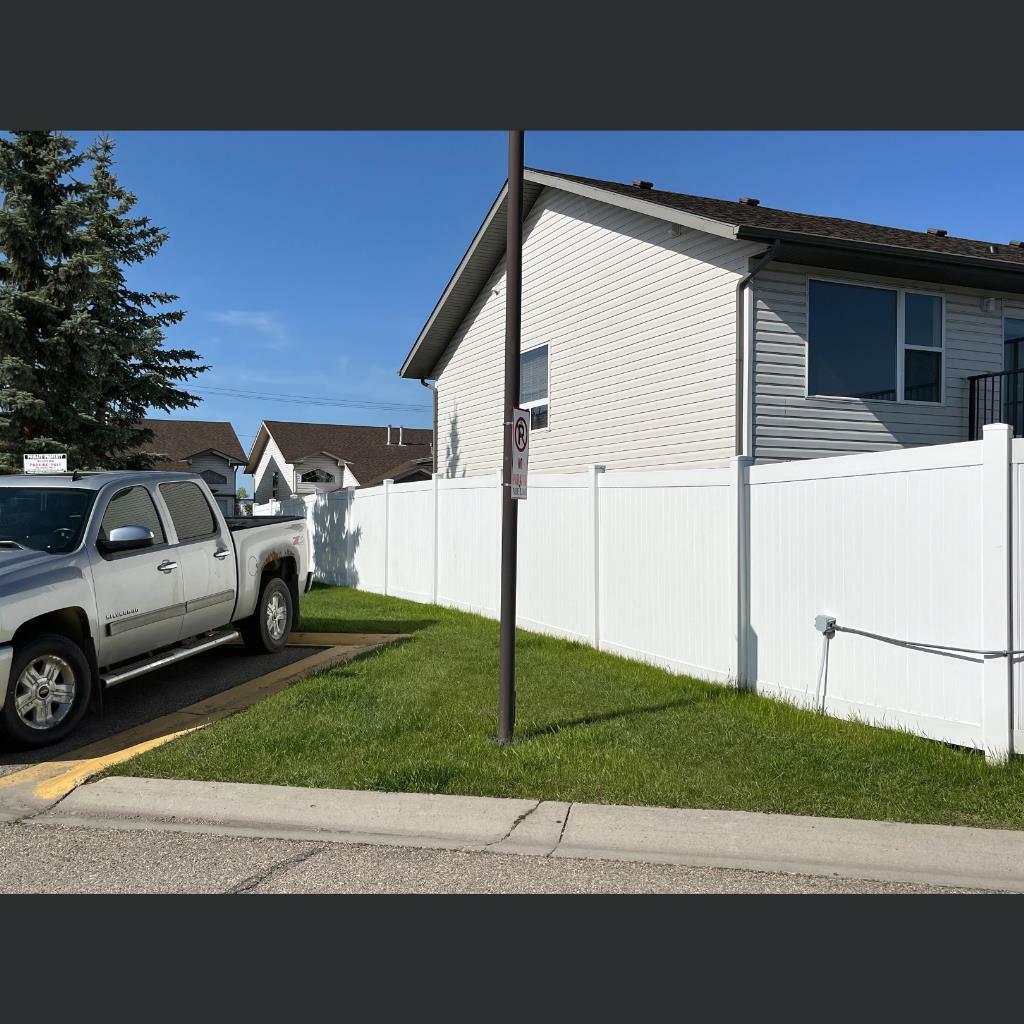 Property Photo: 6220 Orr Drive 168 AB T4P 3Z8