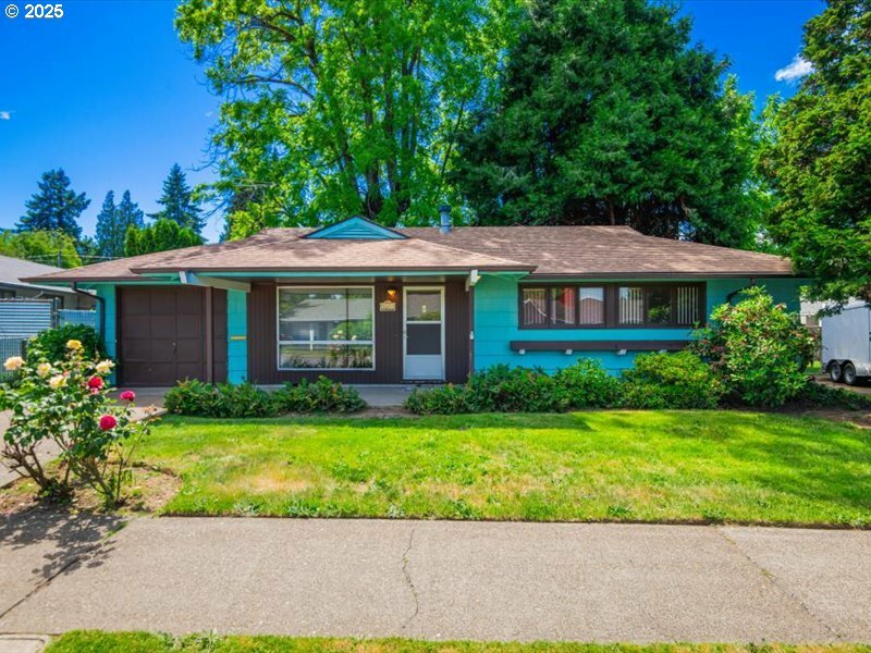 9029 N Gilbert Pl  Portland OR 97203 photo