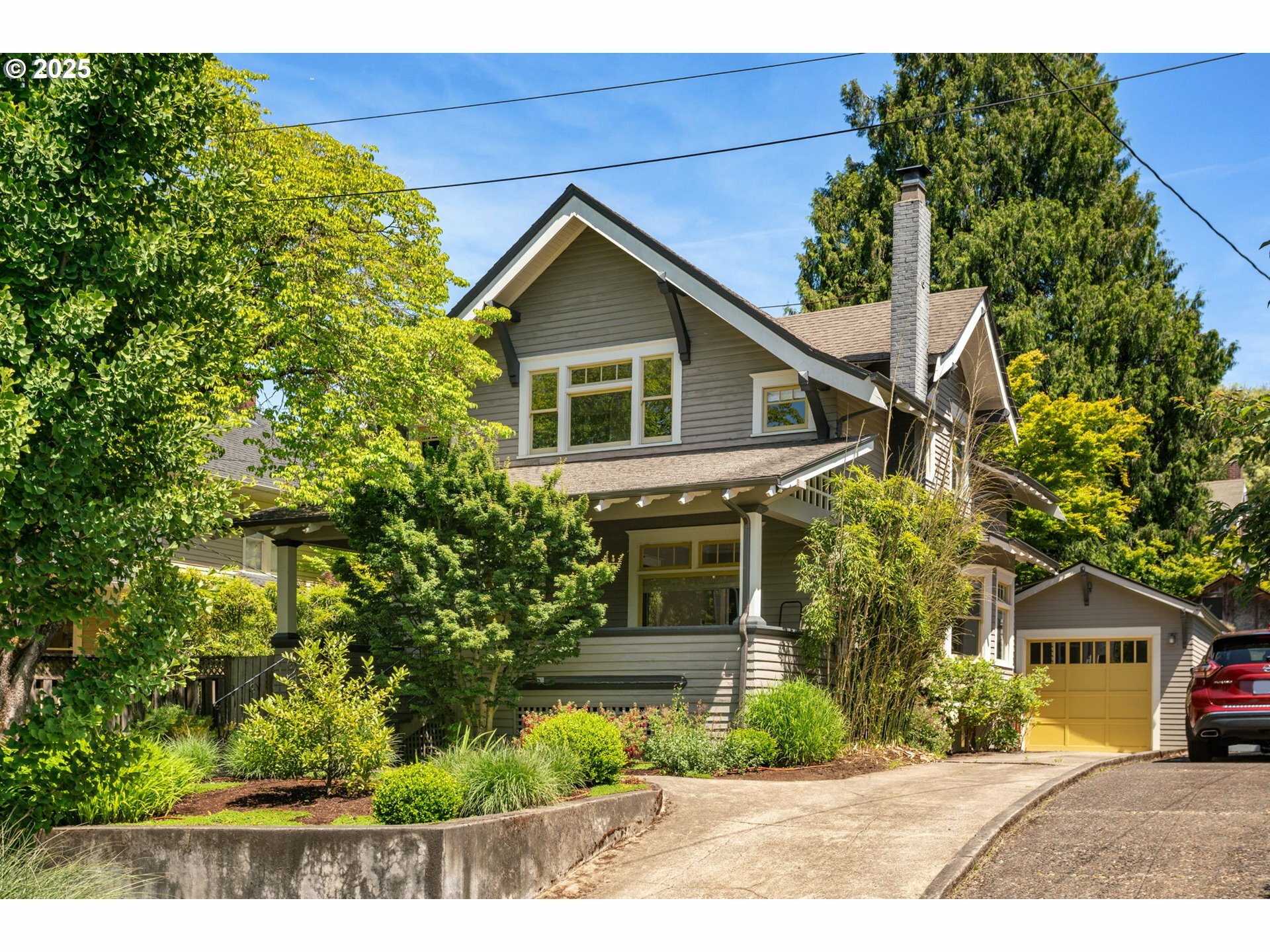 2626 NE 10th Ave  Portland OR 97212 photo