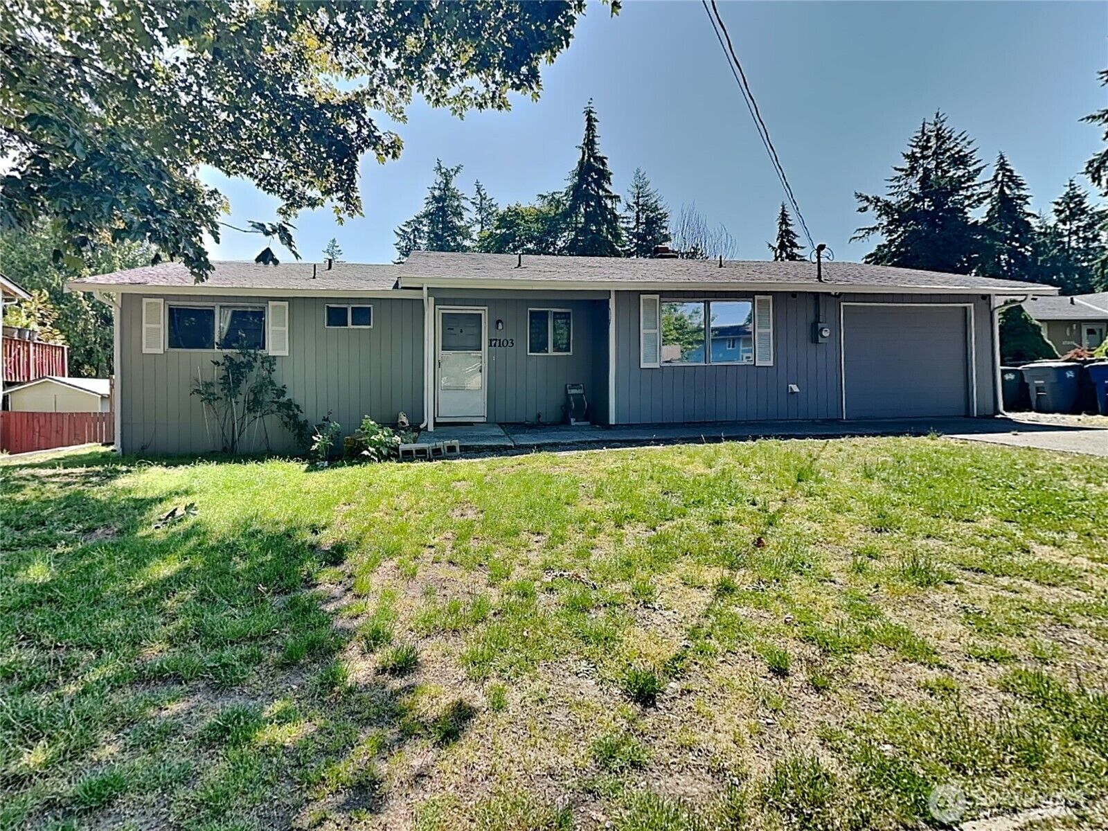 Property Photo: 17103 15th Avenue E WA 98387