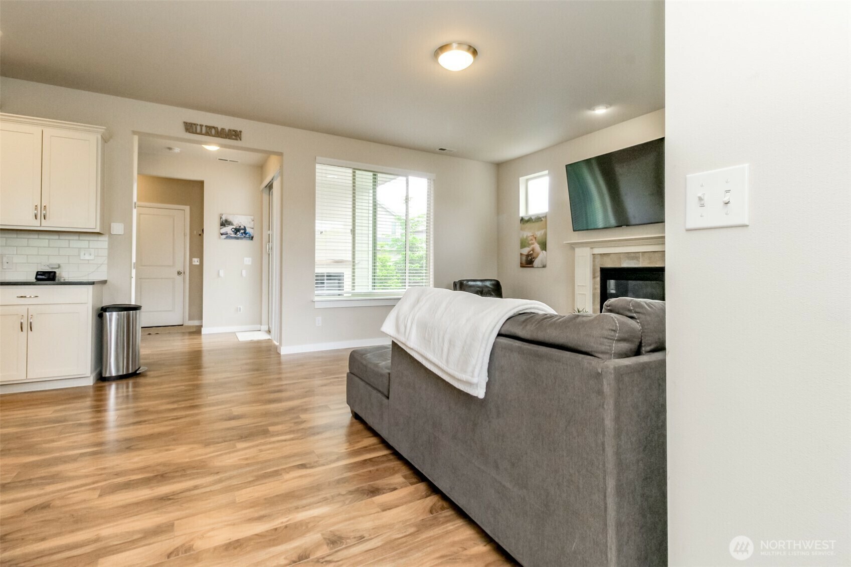 Property Photo:  606  Sandalwood Dr  SW  WA 98502 