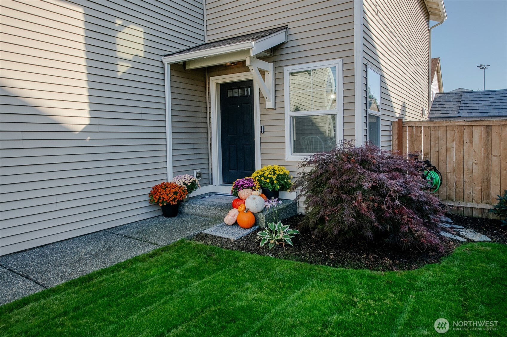 Property Photo: 21503 SE 299th Way WA 98042