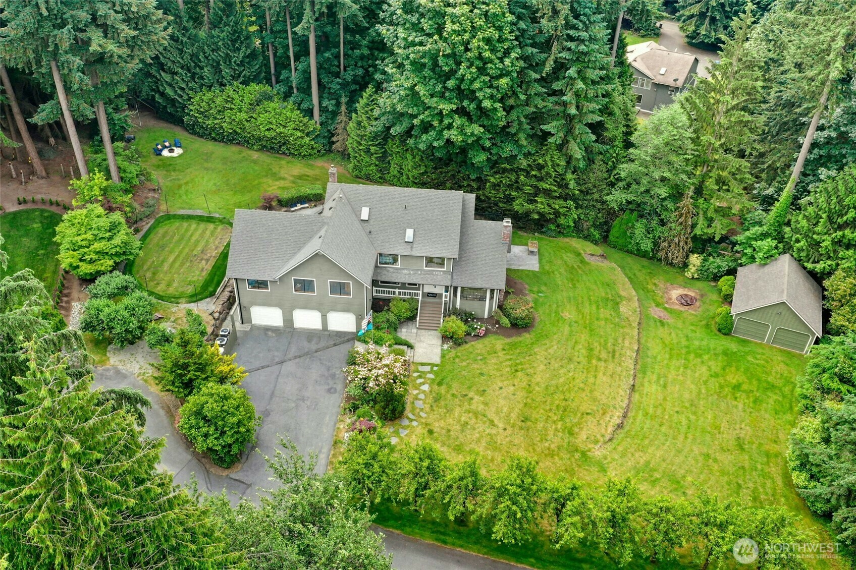 Property Photo: 15841 NE 162nd Street WA 98072