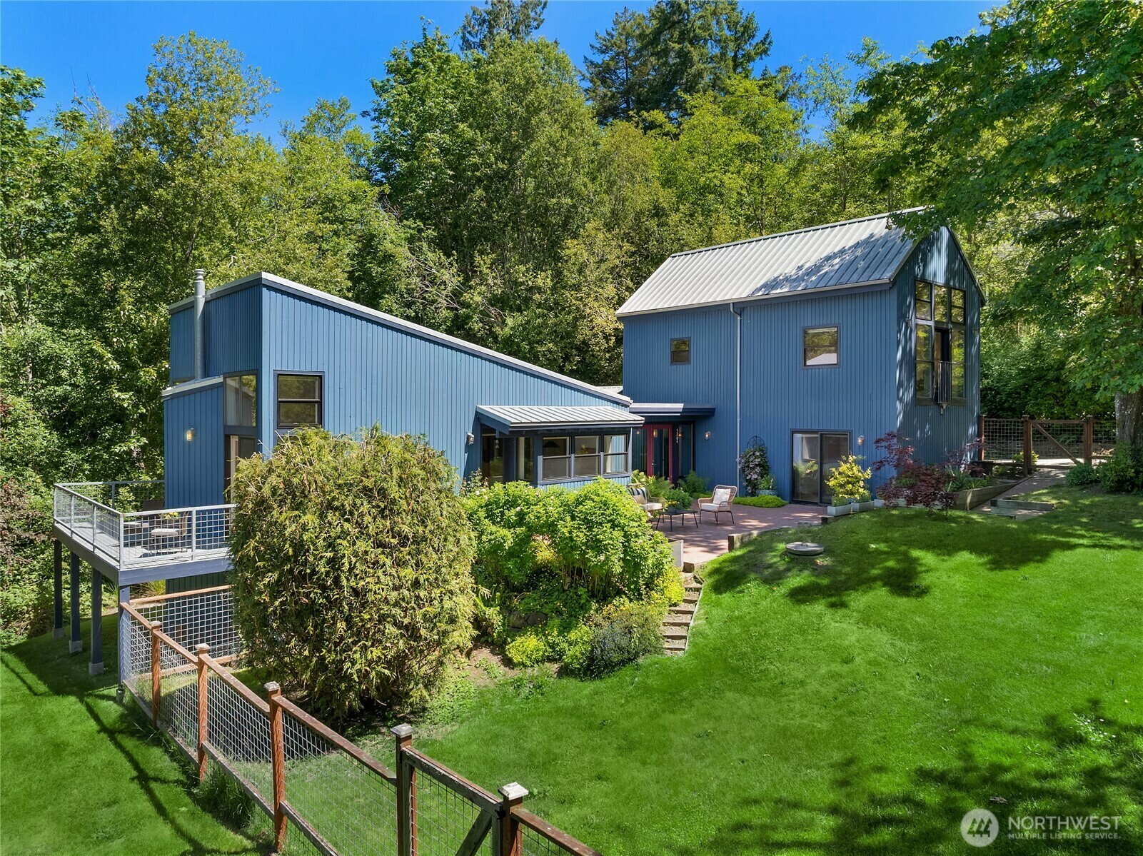 5204  Lynwood Center Road NE  Bainbridge Island WA 98110 photo