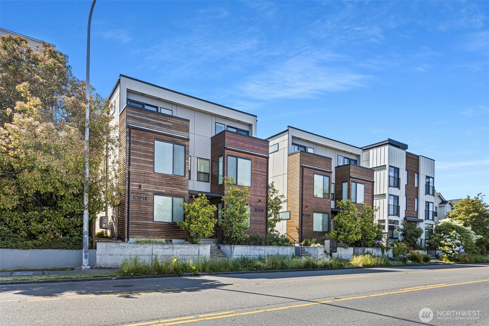 7025  35th Avenue NE B  Seattle WA 98115 photo