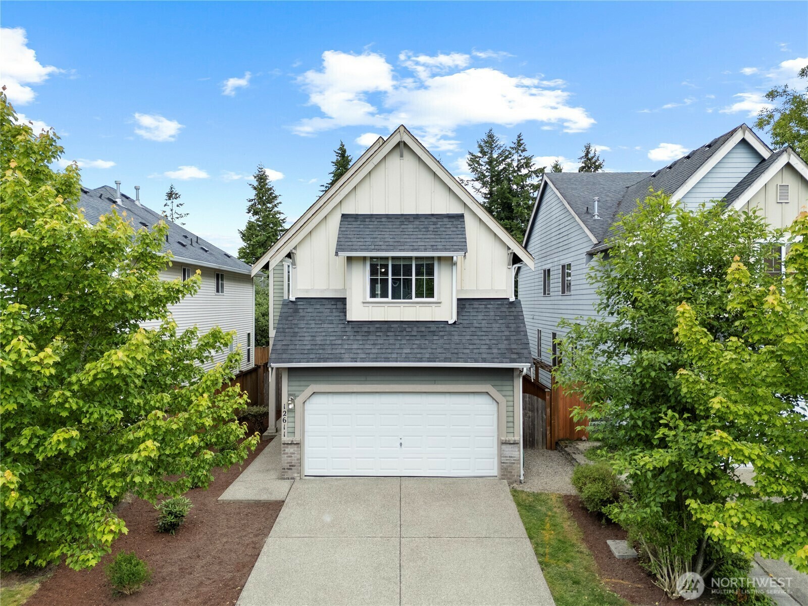 Property Photo: 12611 13th Avenue SE WA 98208