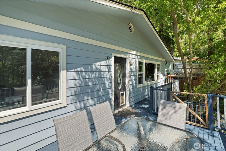 Property Photo:  1768  Emerald Lake Way  WA 98226