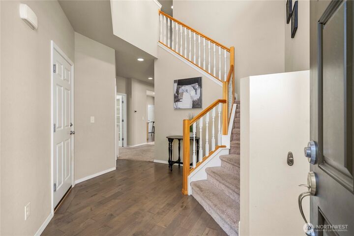 Property Photo: 26863 225th Avenue SE WA 98038