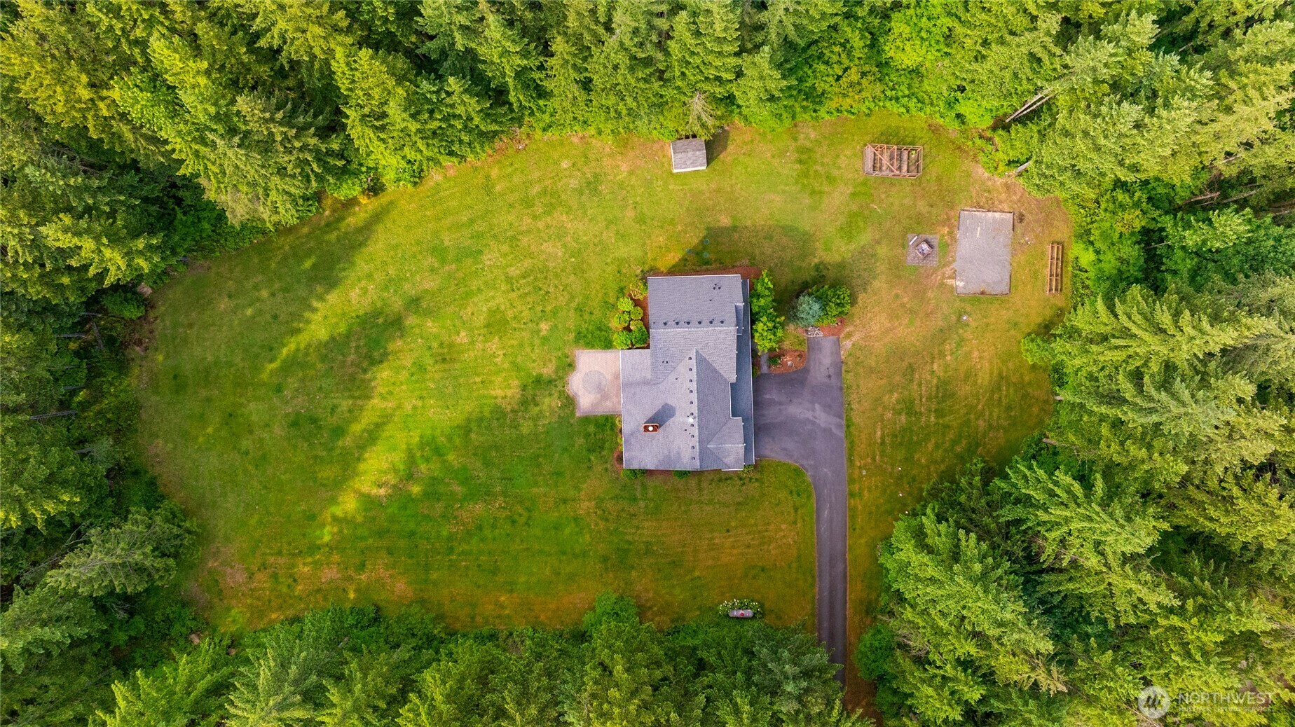 Property Photo: 12908 475th Avenue SE WA 98045