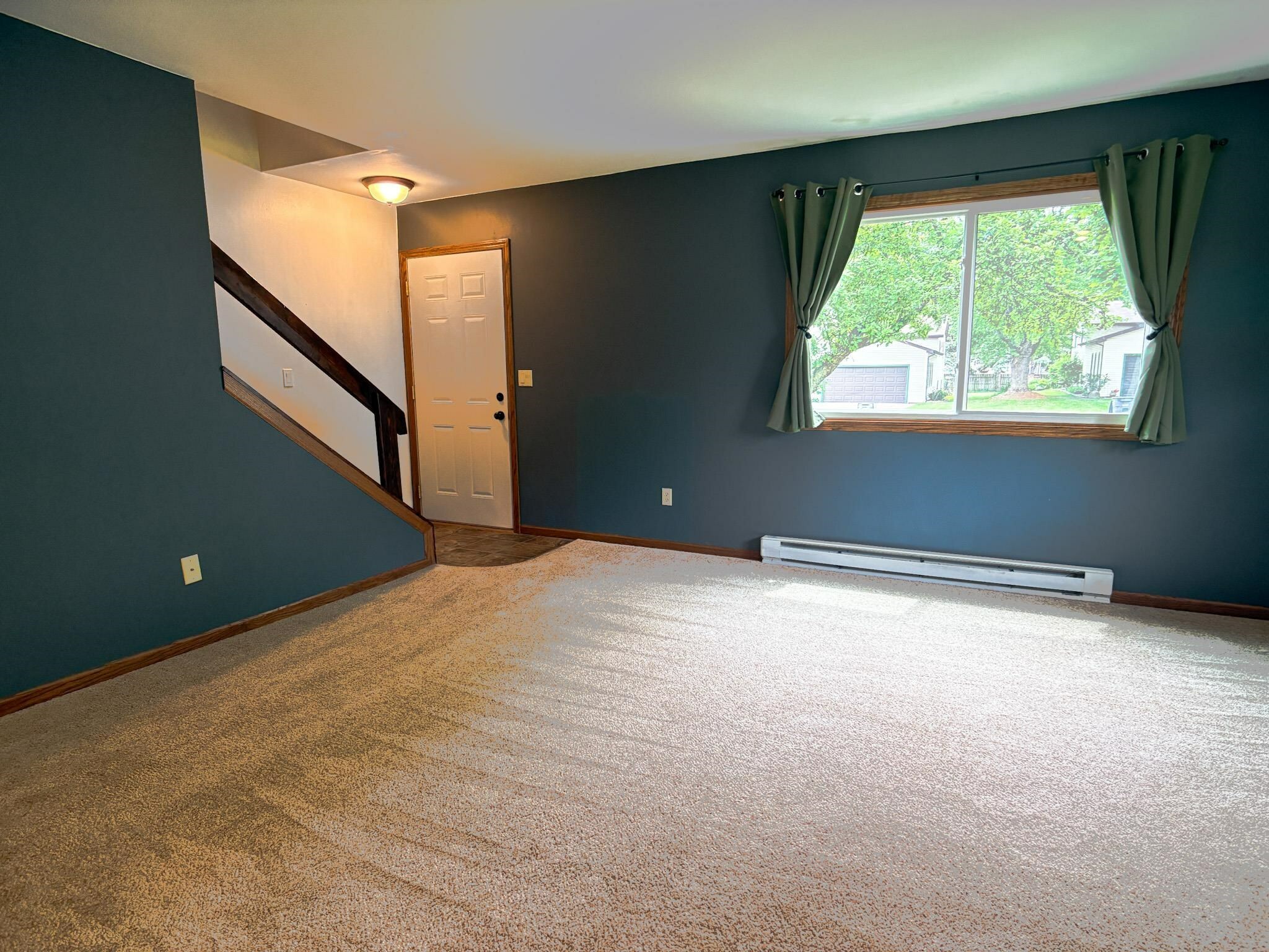 Property Photo: 812 Kay Kourt WI 54956-1640
