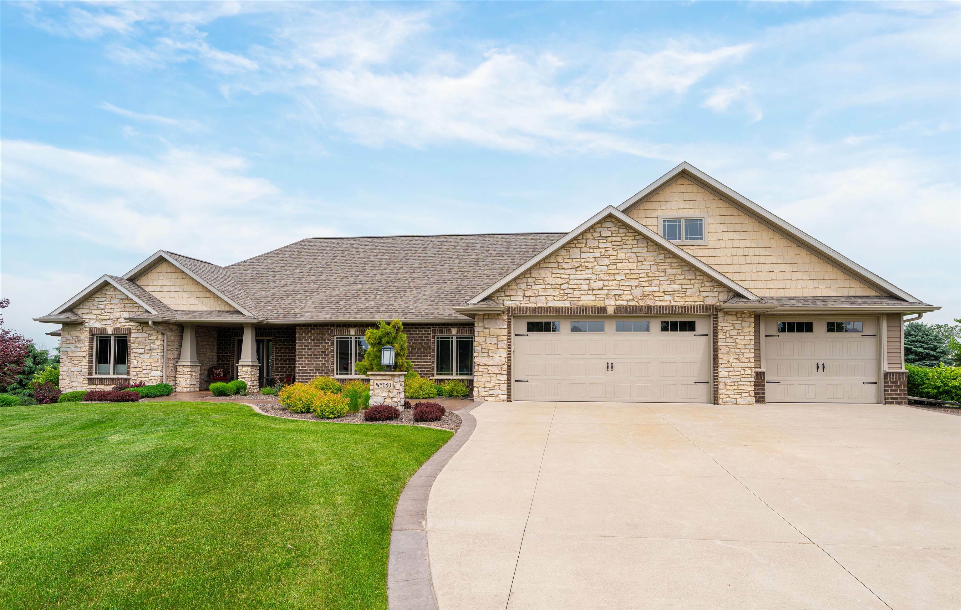 Property Photo: W3030 Sunshine Road WI 54130