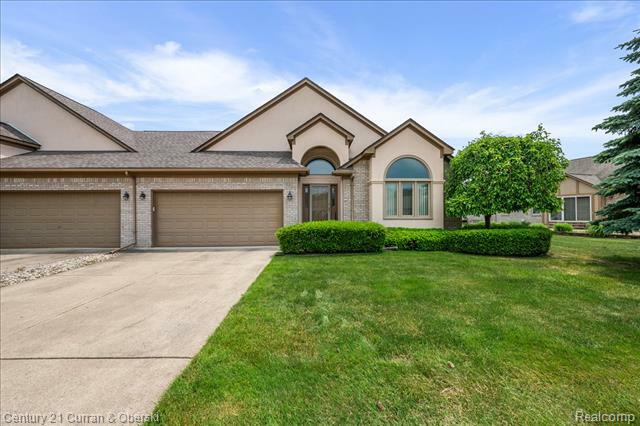 Property Photo: 52179 Sawmill Creek Drive MI 48042