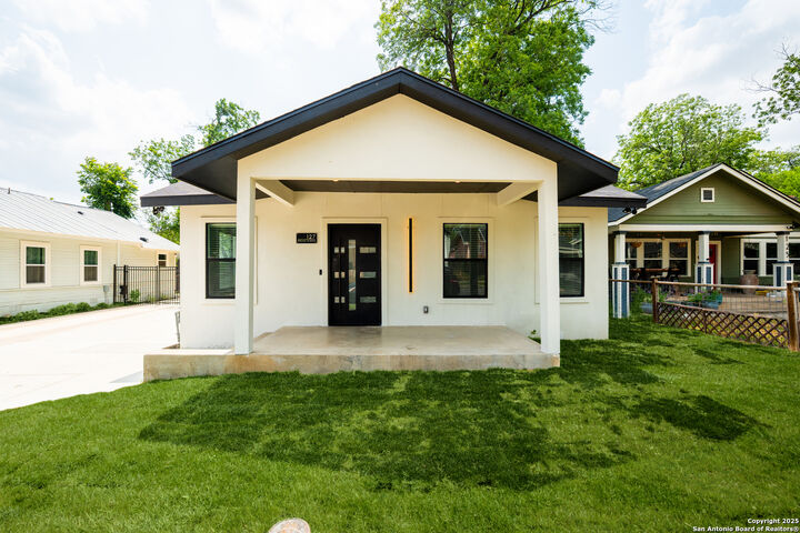 127 Haynes  San Antonio TX 78210 photo