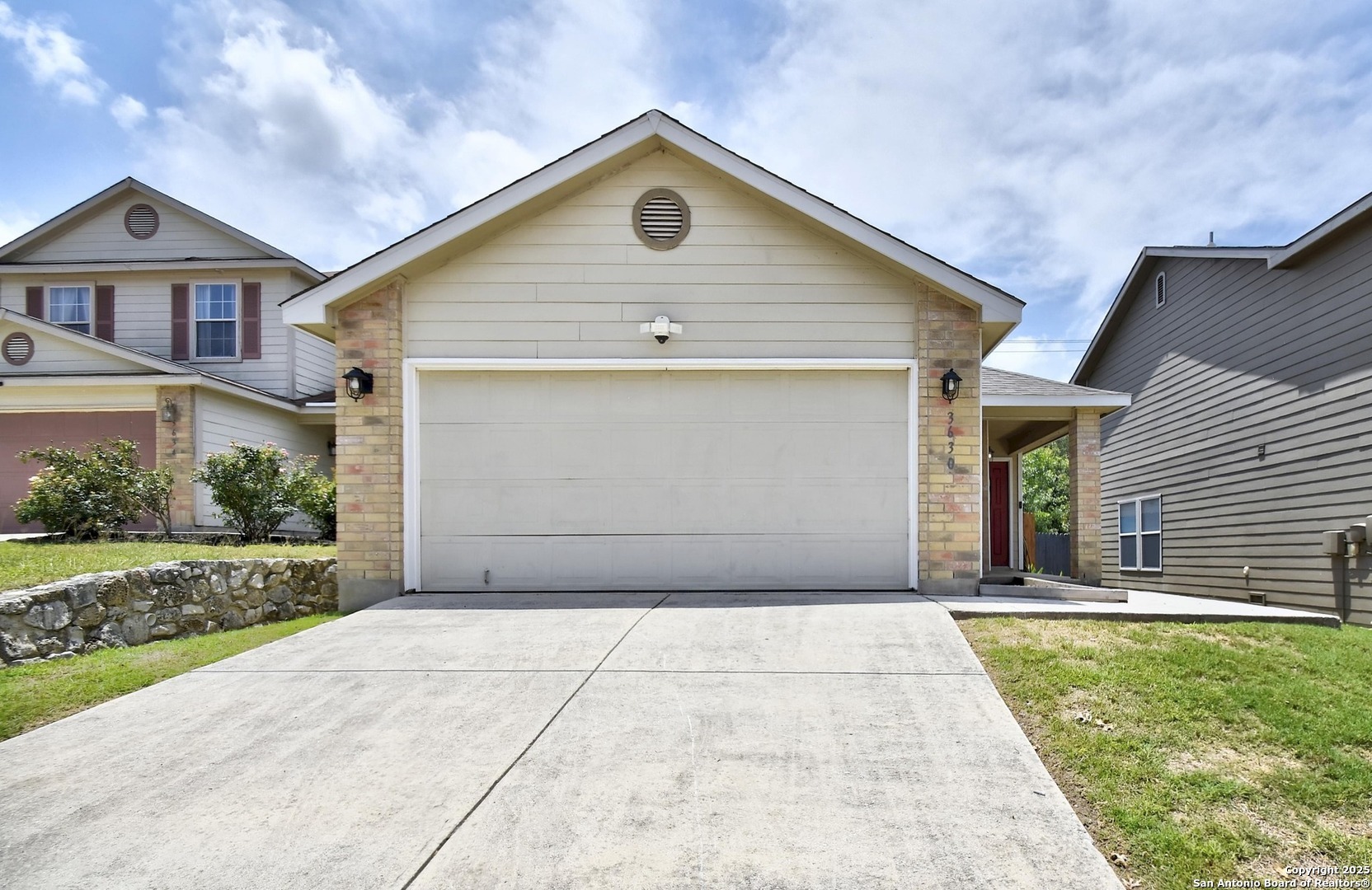 Property Photo:  3630 Lazy Clover  TX 78261 