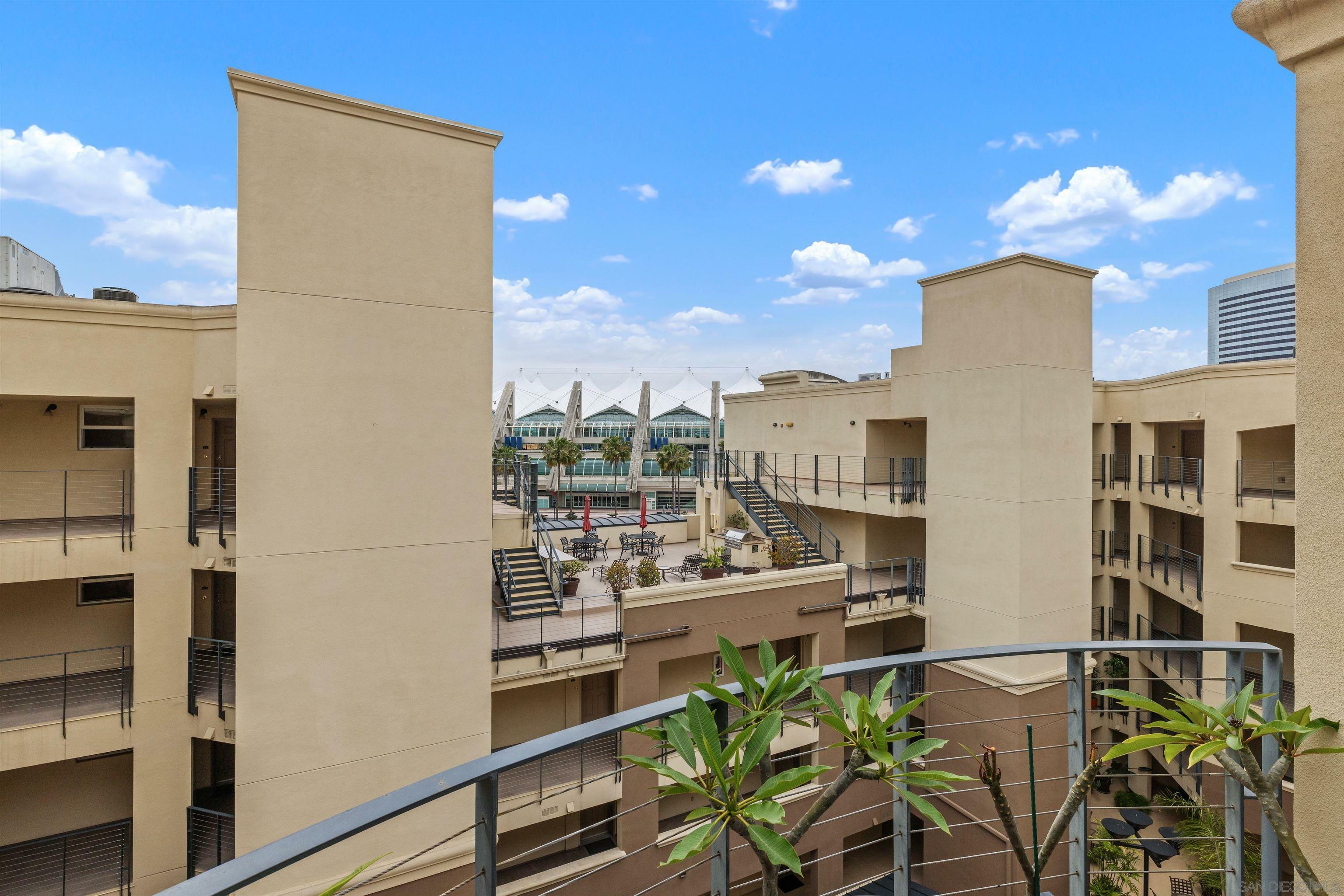 Property Photo: 350 K St 614 CA 92101