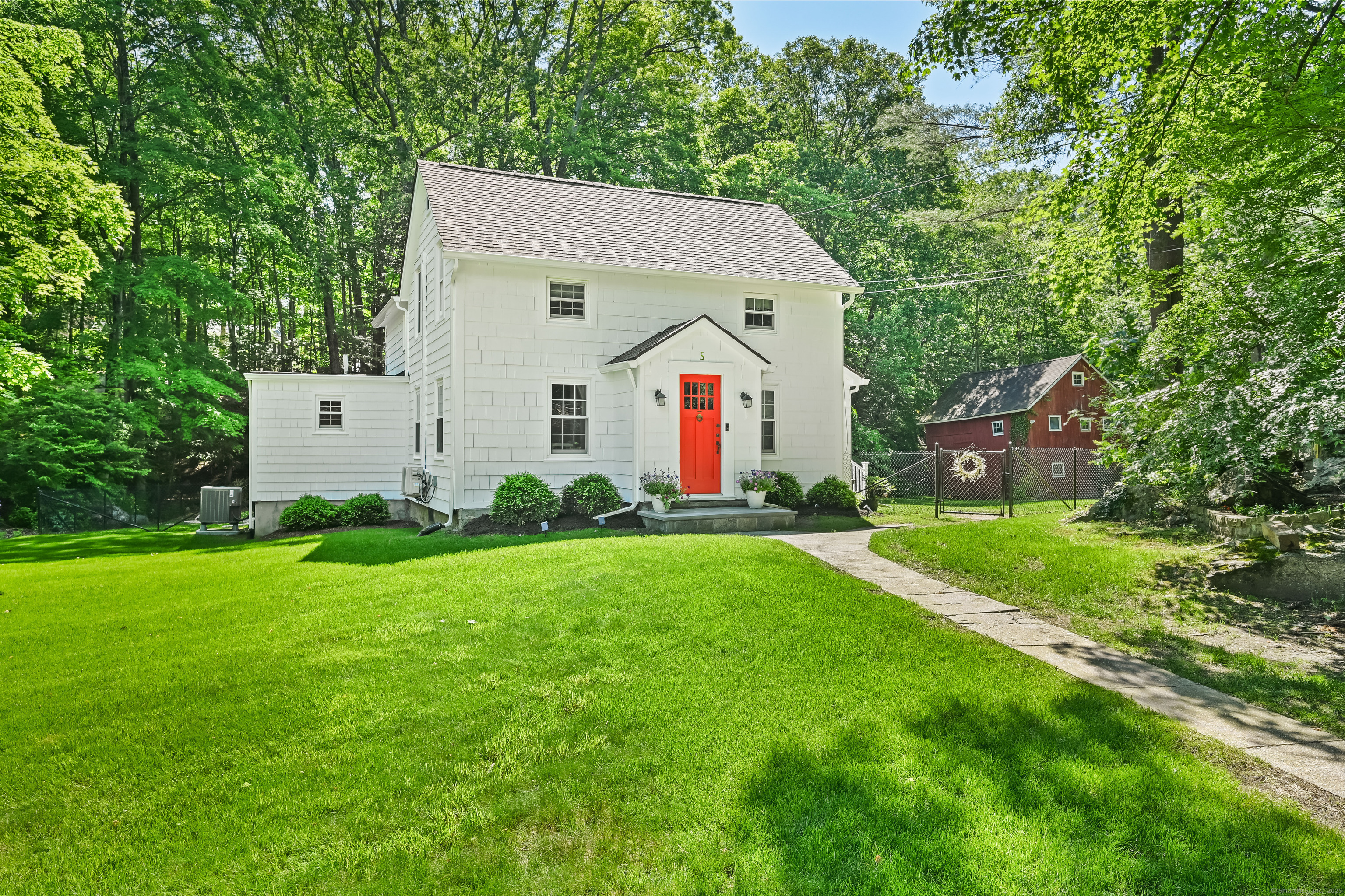 Property Photo: 5 Hunting Ridge Road CT 06903