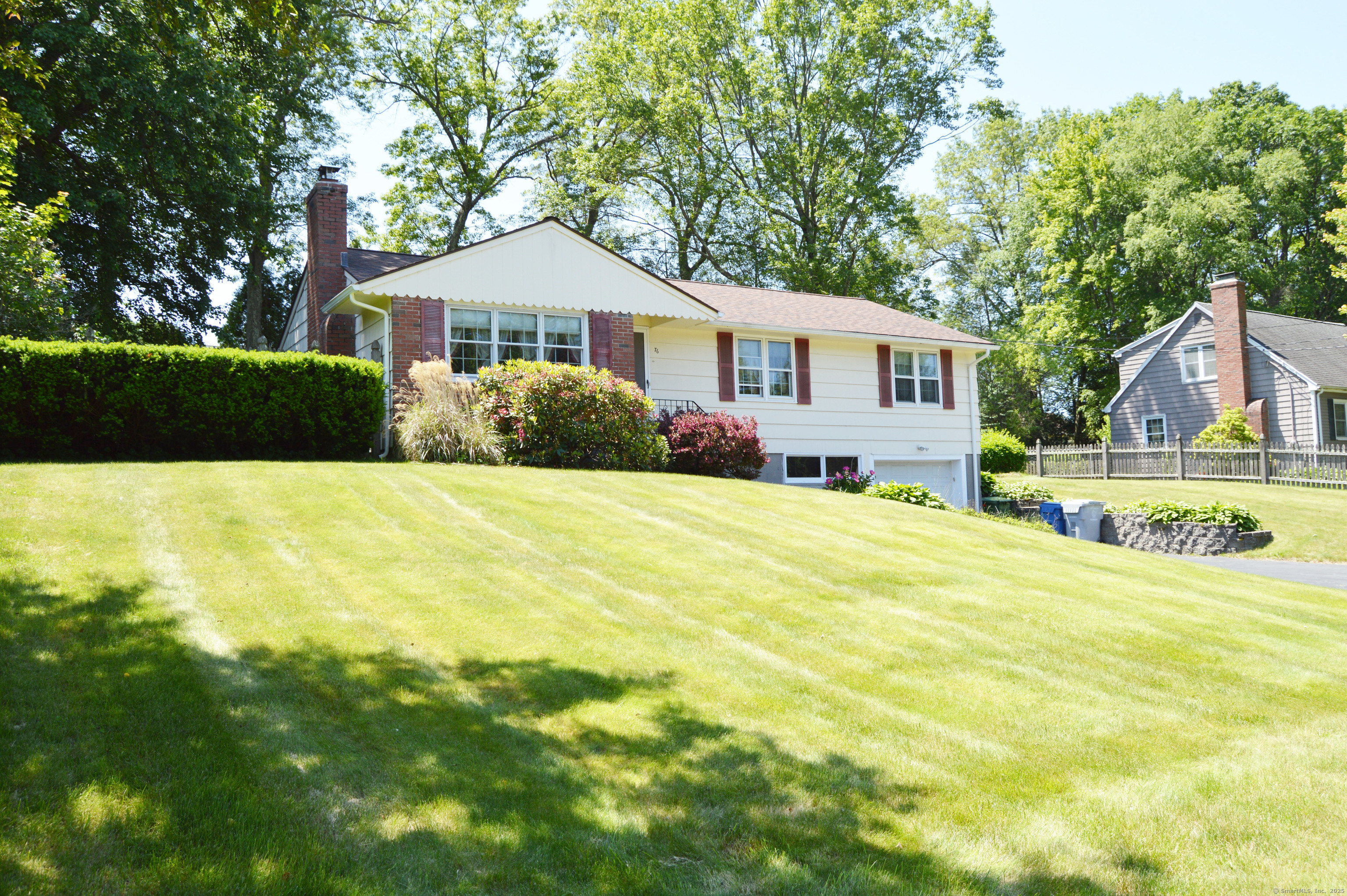 Property Photo: 76 Country Lane CT 06010