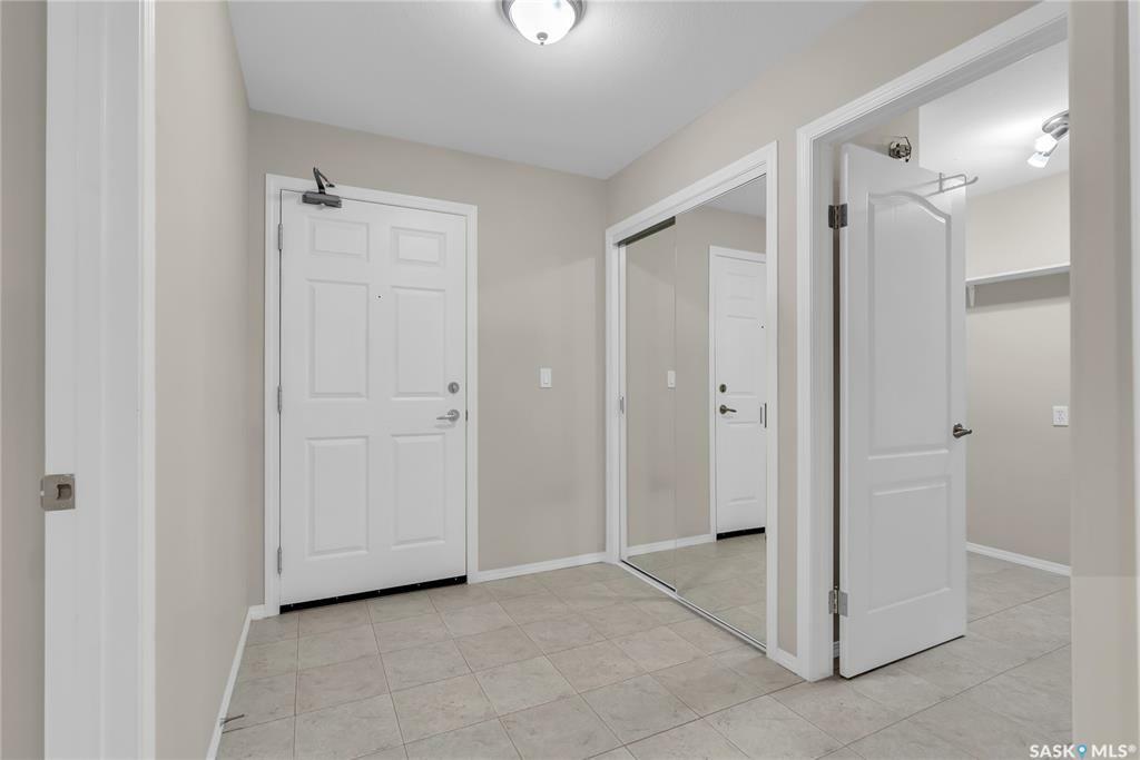 Photo de la propriété: 230 Heath Avenue 102 SK S7S 1N7