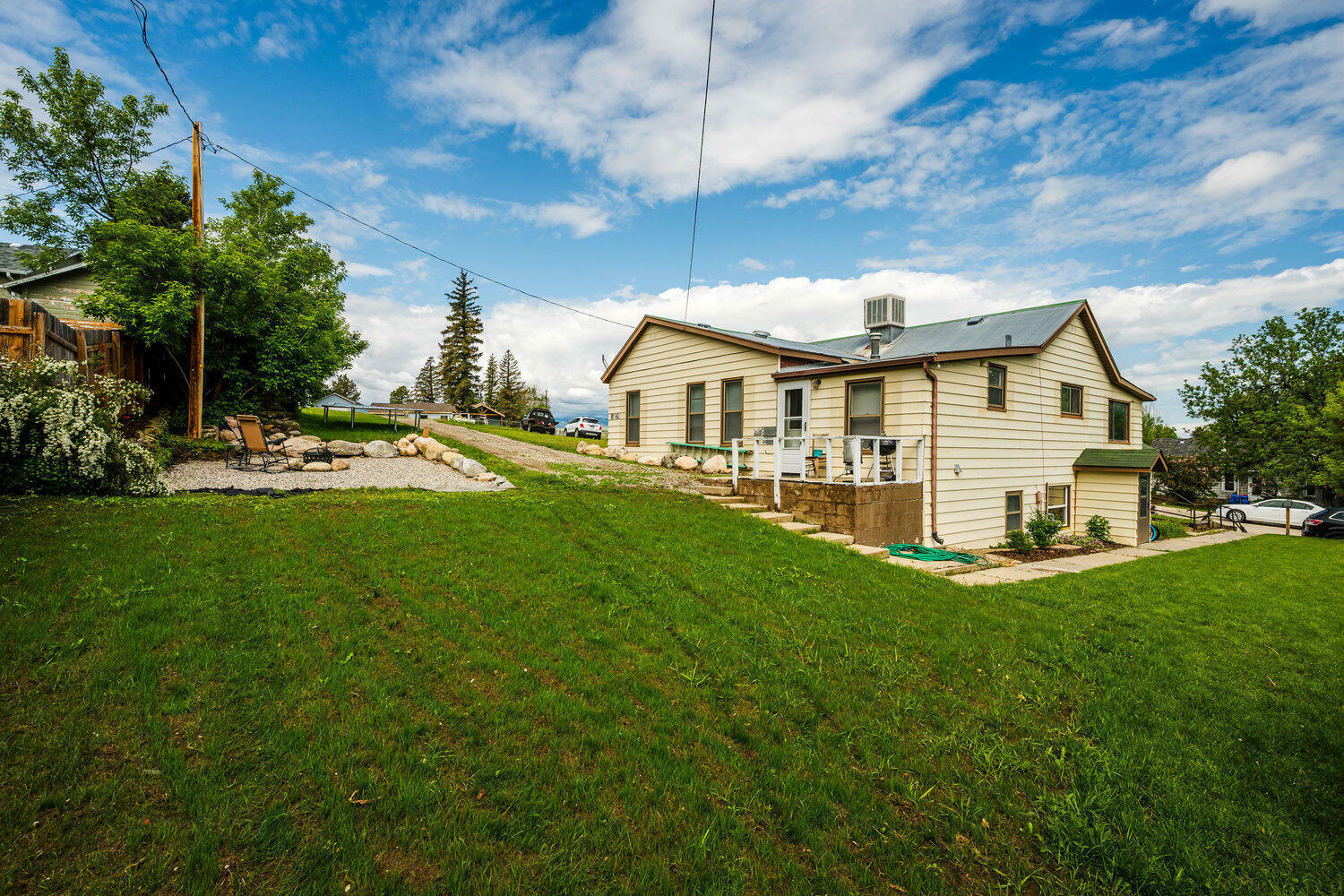 Property Photo: 195 W Gatchell Street WY 82834