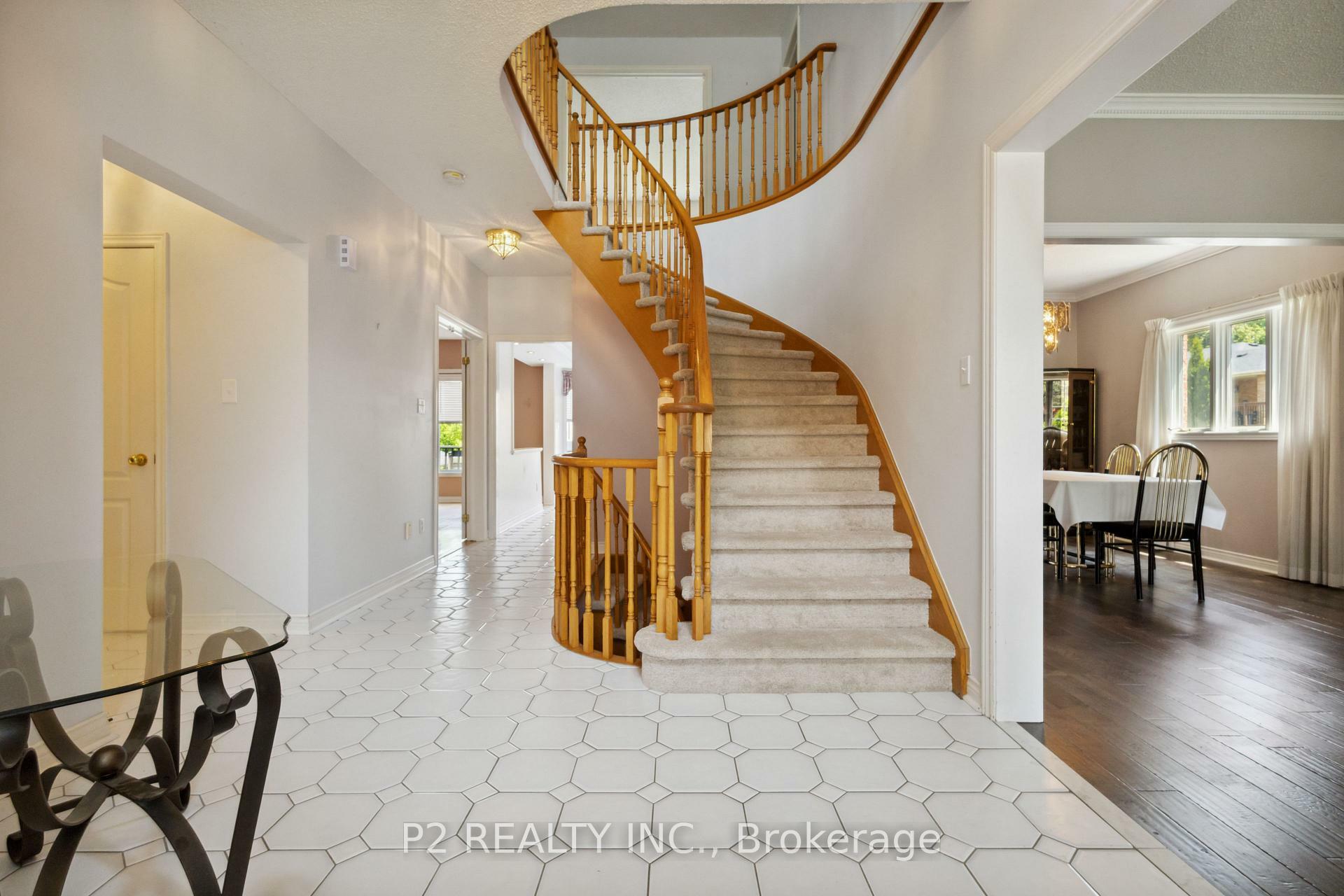 Property Photo: 1007 Lytton Court ON L1W 3Z2