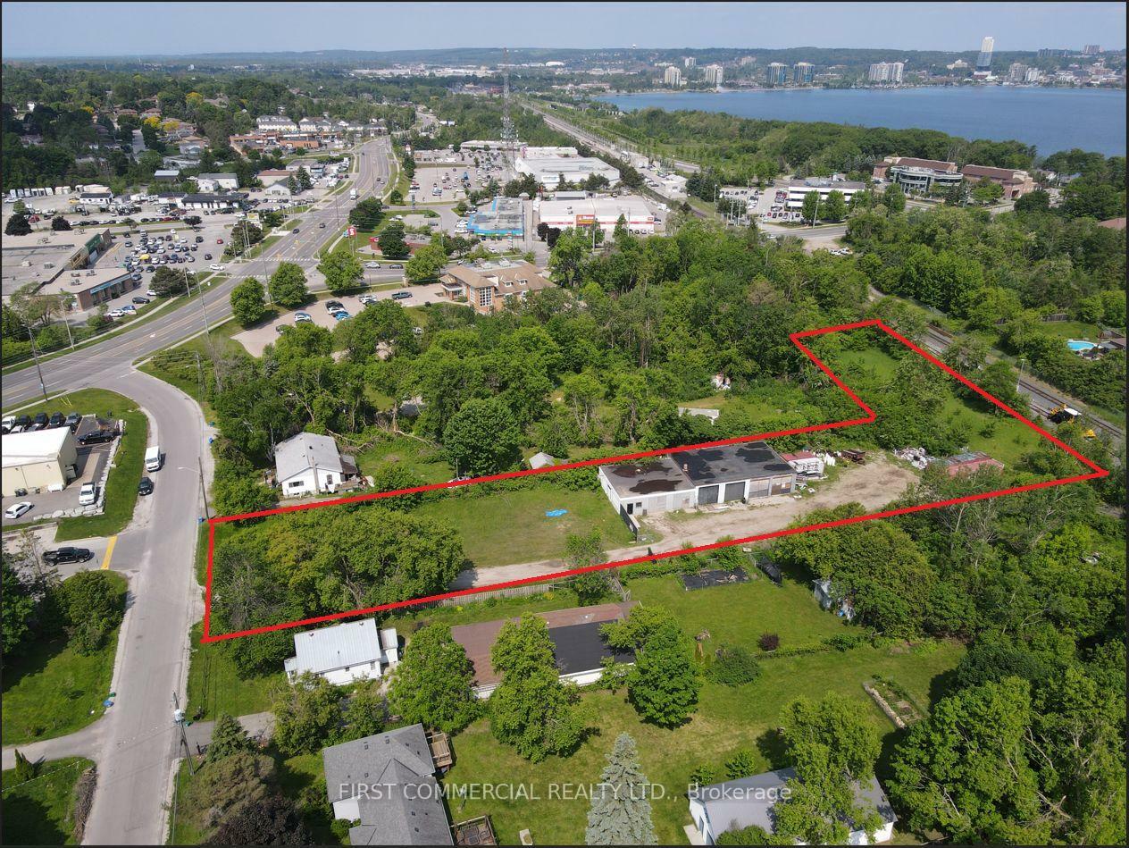 Property Photo:  206 Foster Drive  ON L4N 3X8 