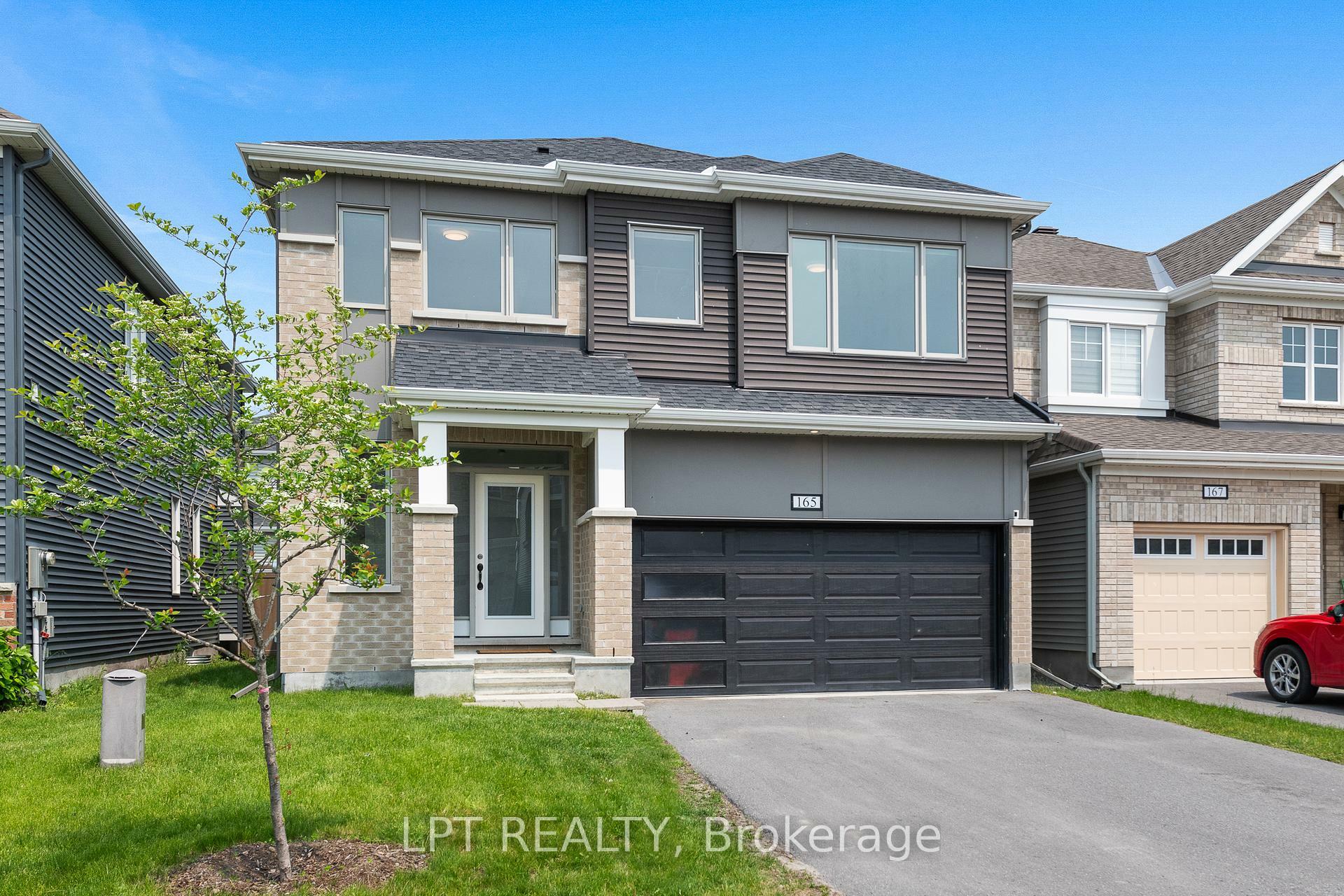 Property Photo:  165 Celestial Grove  ON K2J 6R6 
