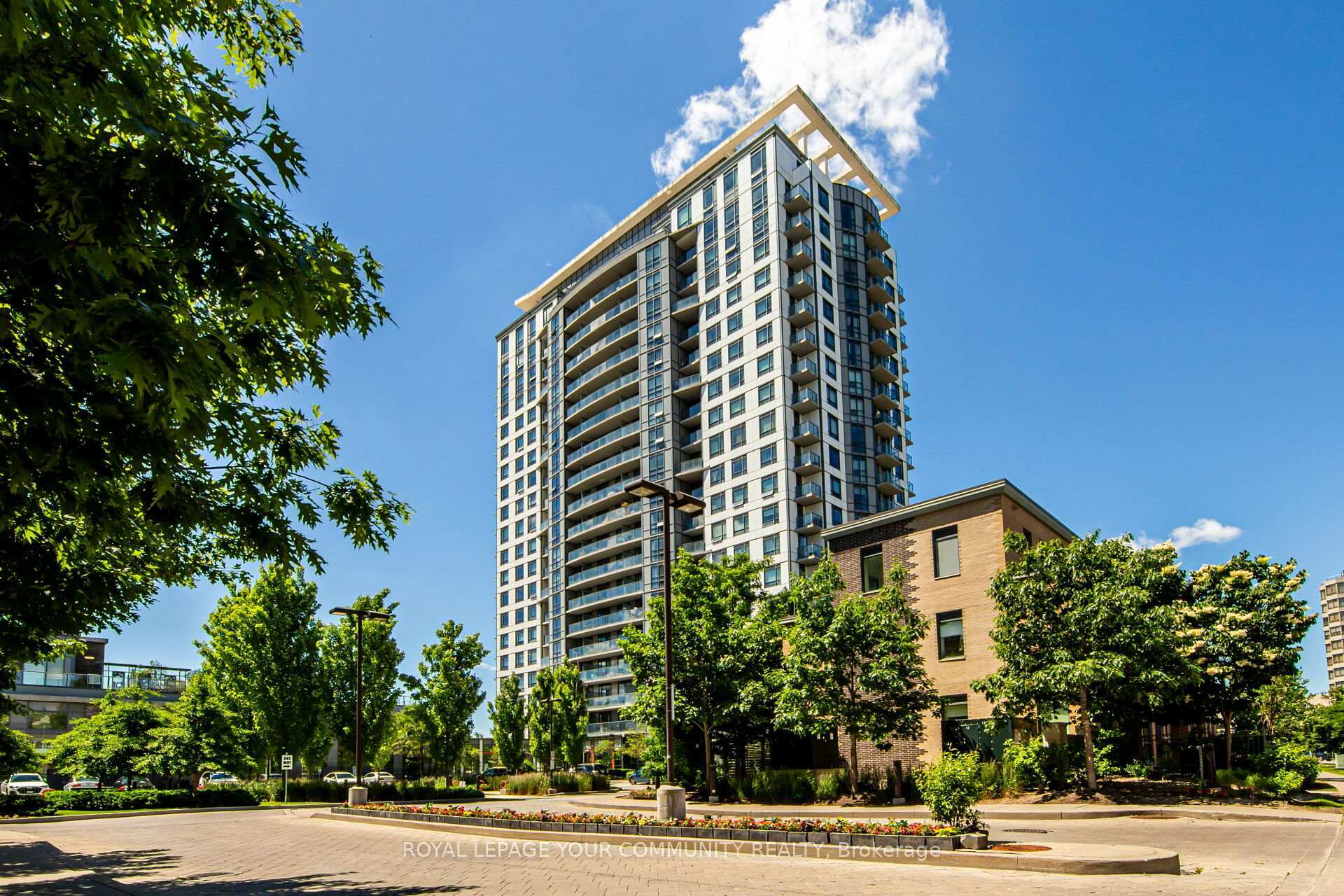 Property Photo: 185 Bonis Avenue 802 ON M1T 0A4