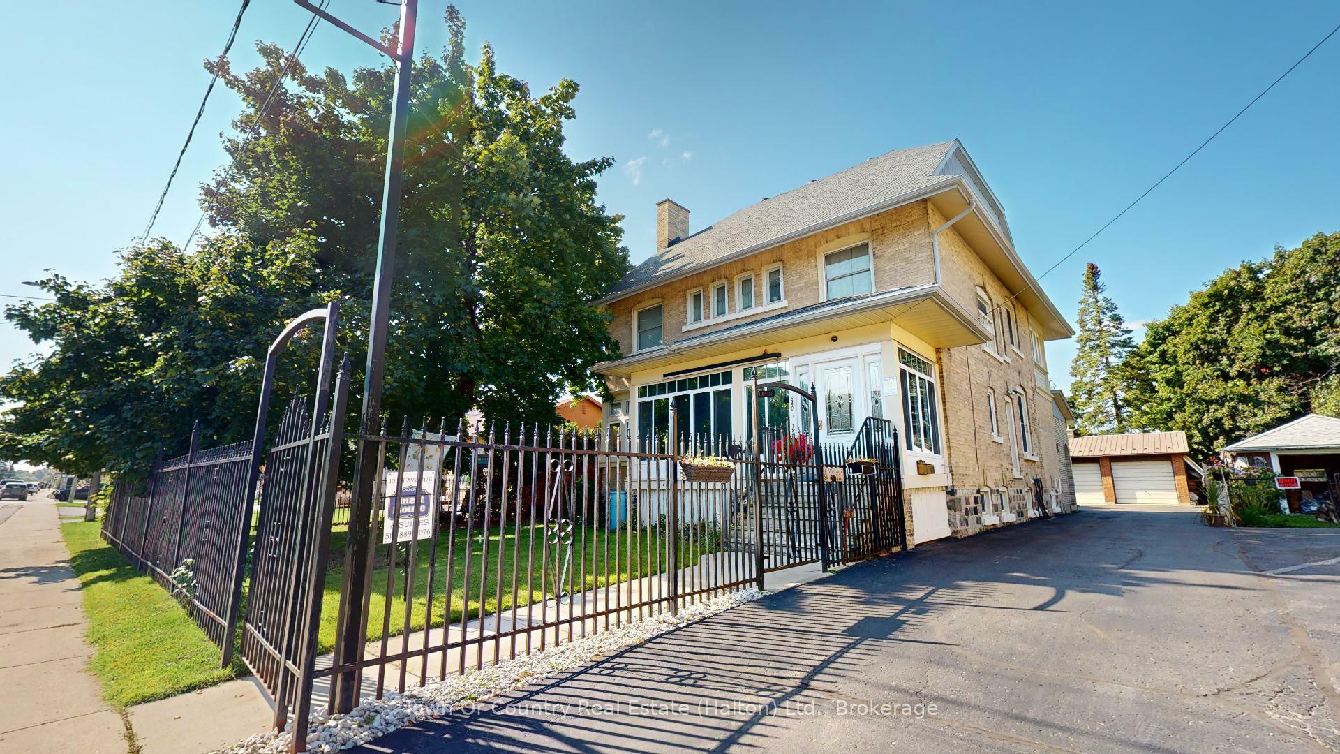 Property Photo: 540 10th Avenue ON N4N 2P4