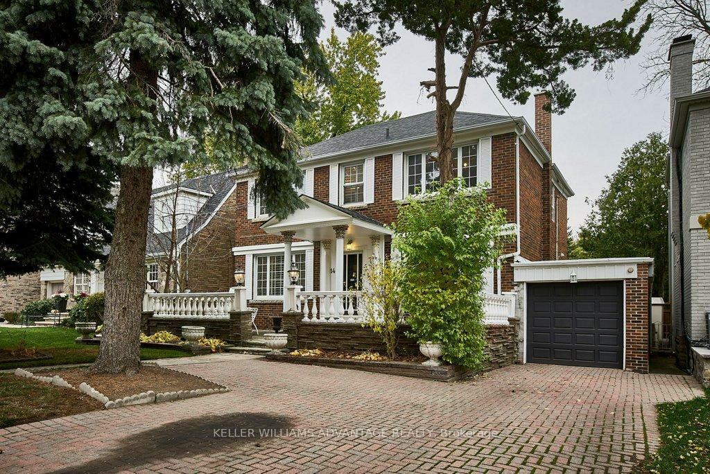 Photo de la propriété:  14 Apsley Road  ON M5M 2X8 