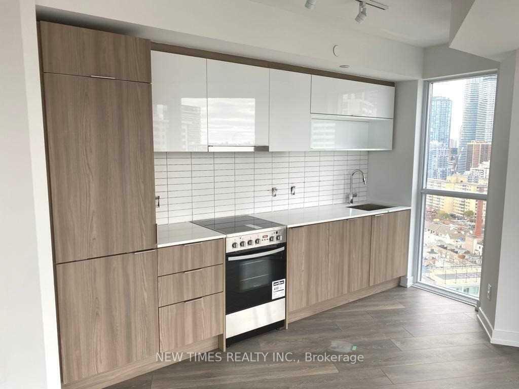 Property Photo: 159 Wellesley Street E 2003 ON M4Y 1J4