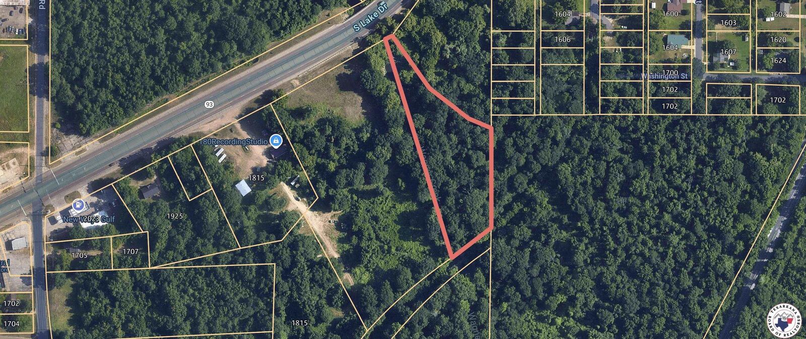 Property Photo:  1801 S Lake Dr  TX 75501 