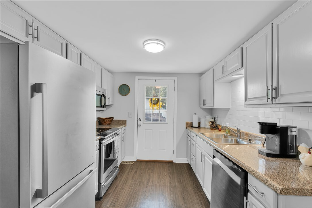 Property Photo:  316 Blue Ridge Street  SC 29670 