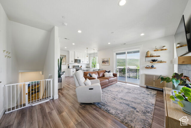 Property Photo: 3308 Santa Fe Rd UT 84098