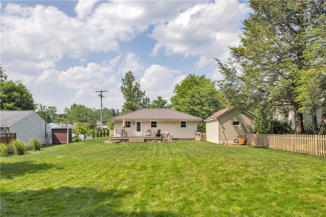 Property Photo: 310 Hutter Ave PA 16117