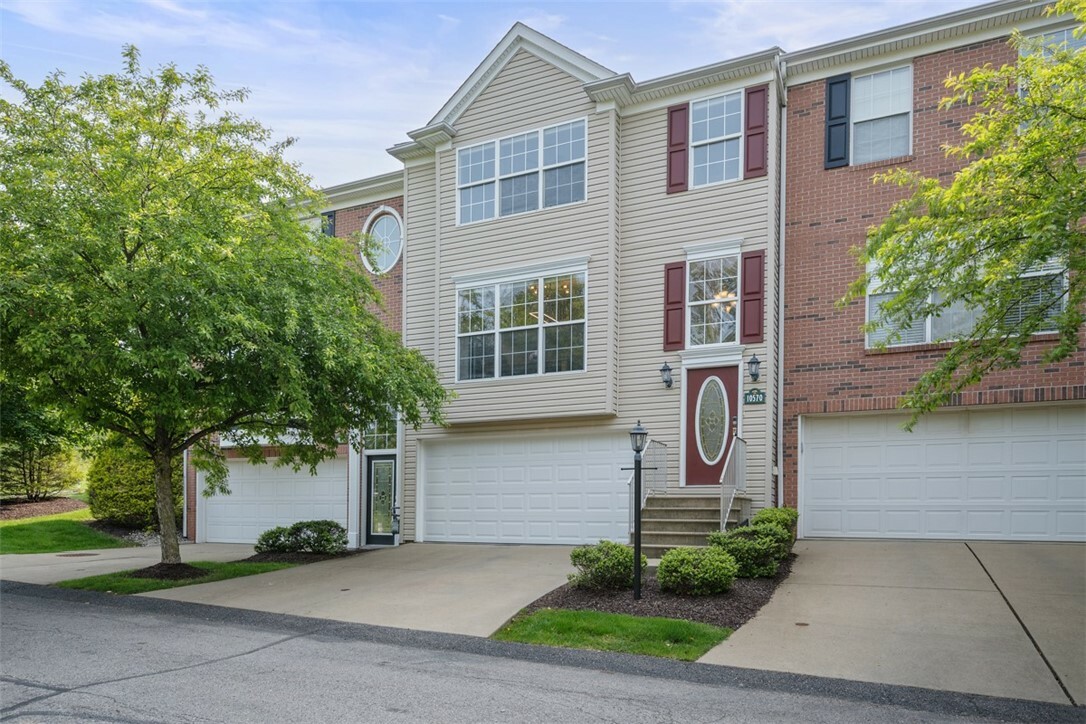 Property Photo: 10570 Cherry Grove Court PA 15090