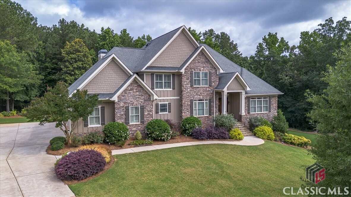 Property Photo: 2481 Lakewood Manor Drive GA 30606