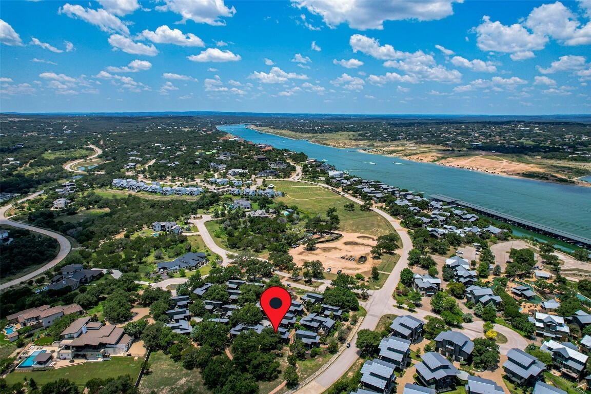Property Photo: 2113 Barbaro Way Unit 17 Way 17 TX 78669