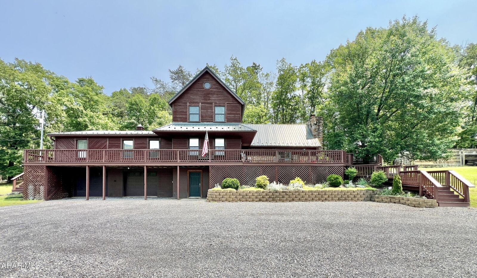 Property Photo: 299 Valentine Acres Road PA 15535