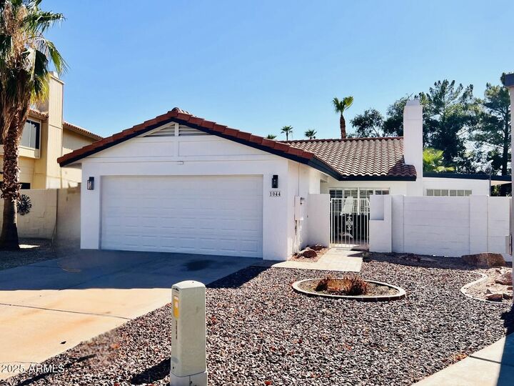 1044 N Arvada -- N  Mesa AZ 85205 photo