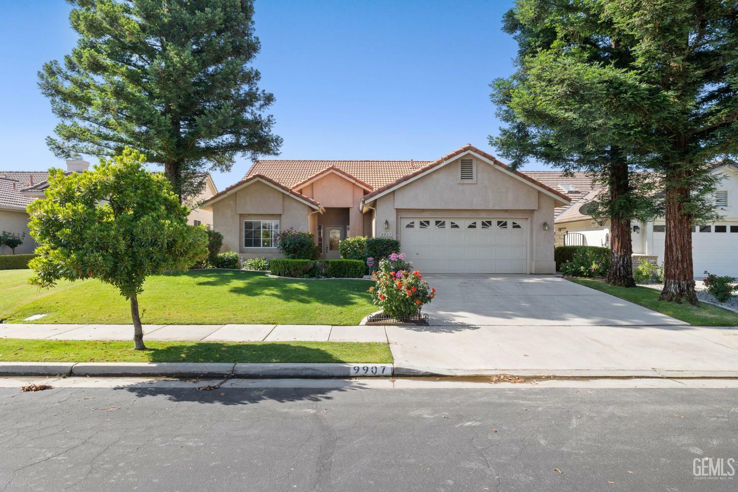 Property Photo: 9907 Artistry Rose Court CA 93311