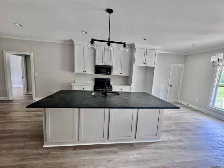 Property Photo:  24191 Glory Ln  LA 70754 