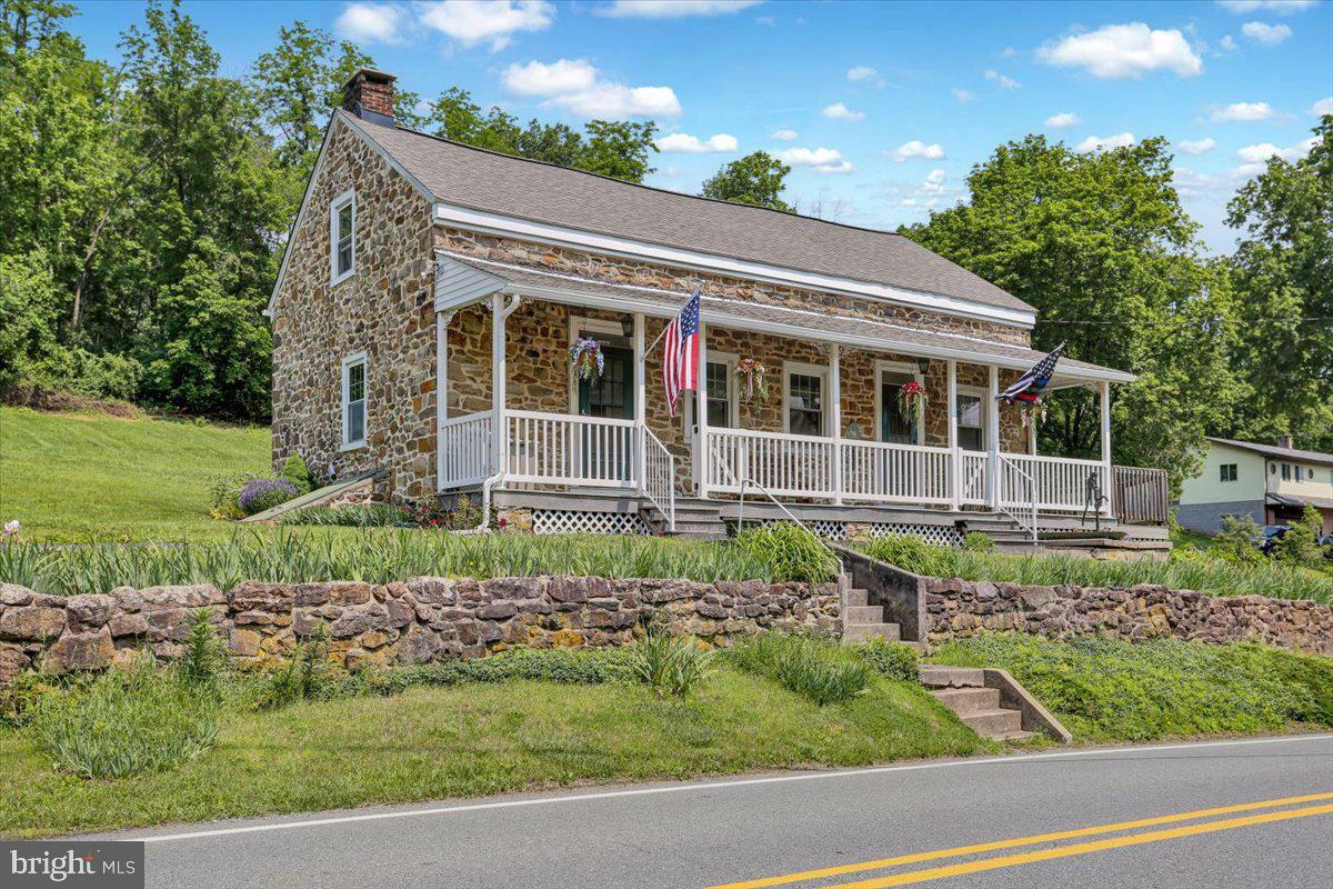 Property Photo: 1124 Fairview Drive PA 19605