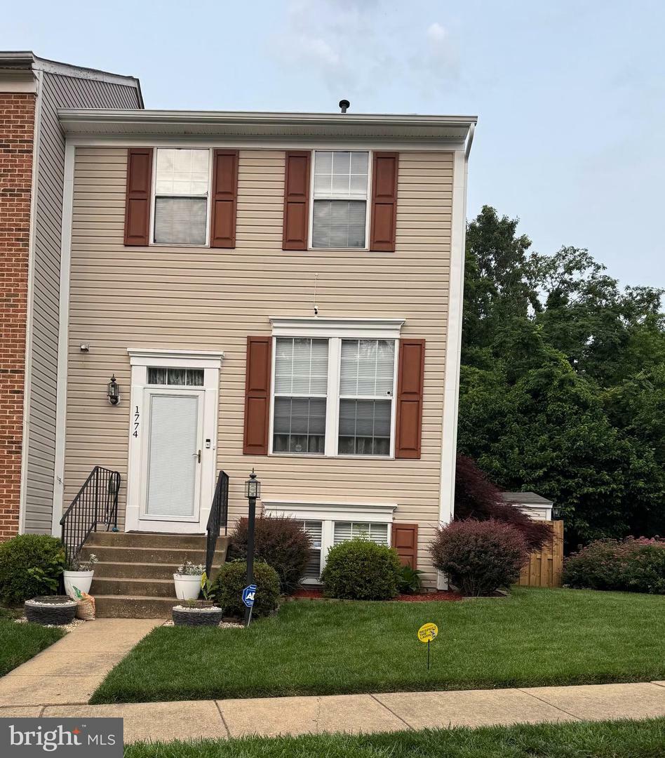 1774 Wigglesworth Way  Woodbridge VA 22191 photo