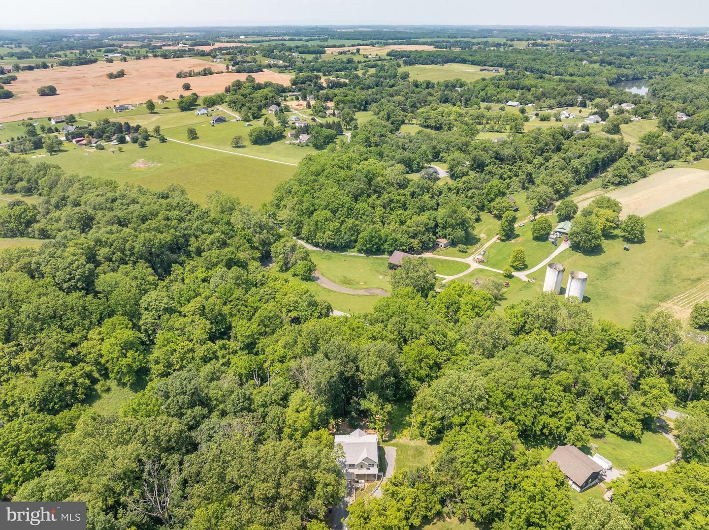 Property Photo: 167 Hyde Park Lane WV 25414