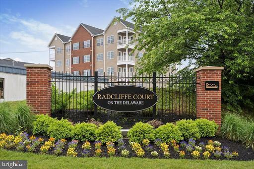 16342 River View Court  Bristol PA 19007 photo
