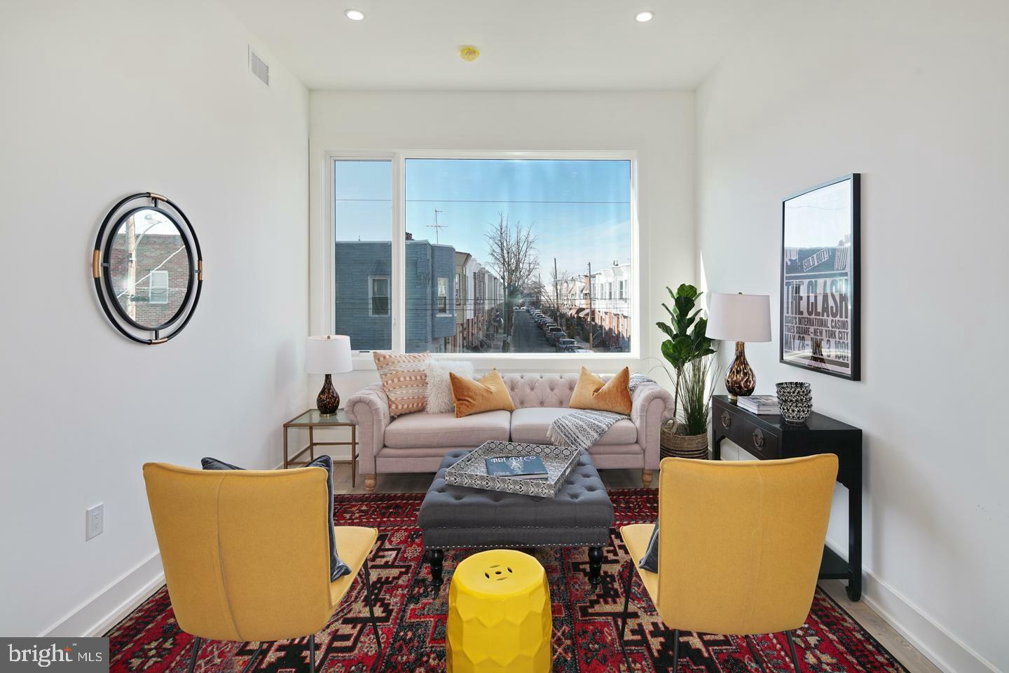 Property Photo: 2031 S 20th Street 8 PA 19145